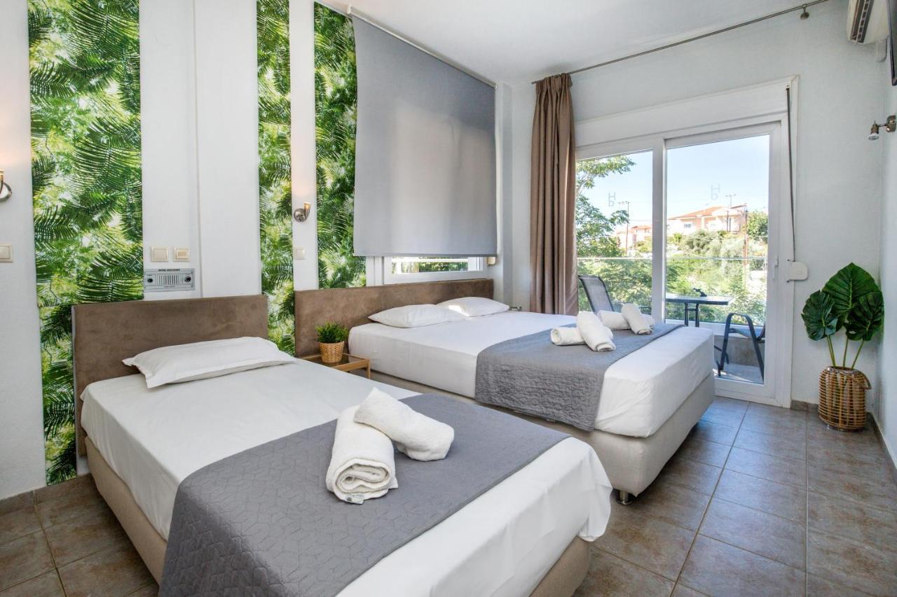 Discovery Hotel Ліменарія Екстер'єр фото